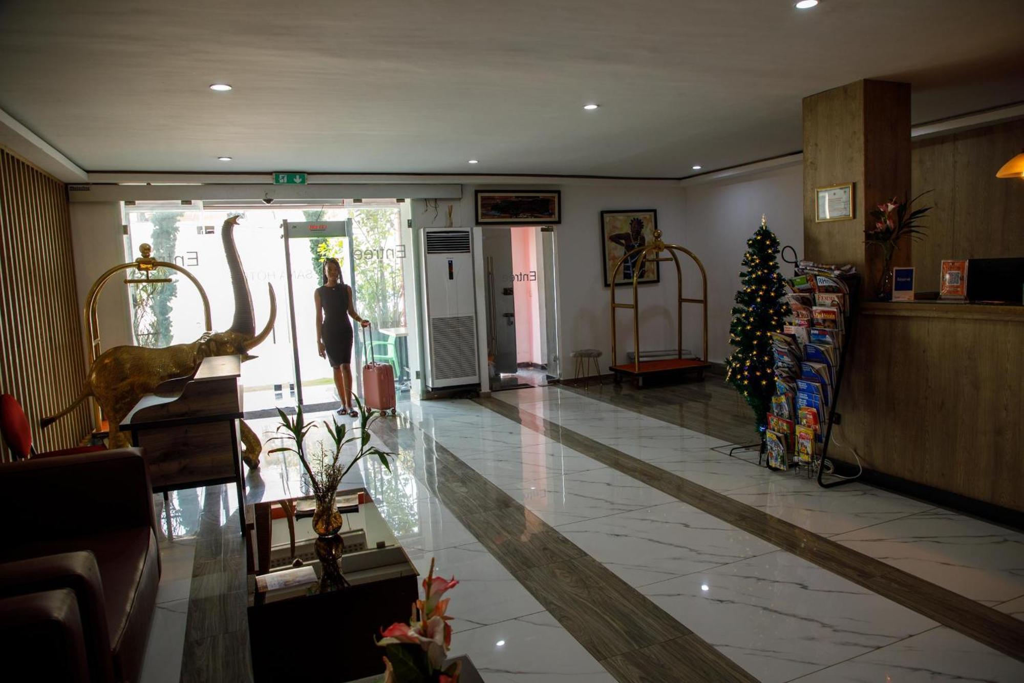 Sana Hotel อาบีจาน ภายนอก รูปภาพ